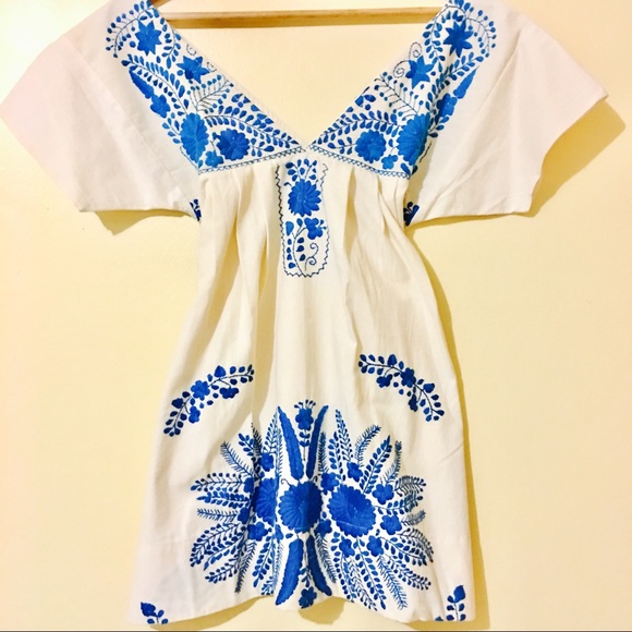 Mini Dress Mexican Embroidered Floral - Picture 2 of 4